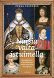 Naisia valtaistuimella - Pekka Valtonen