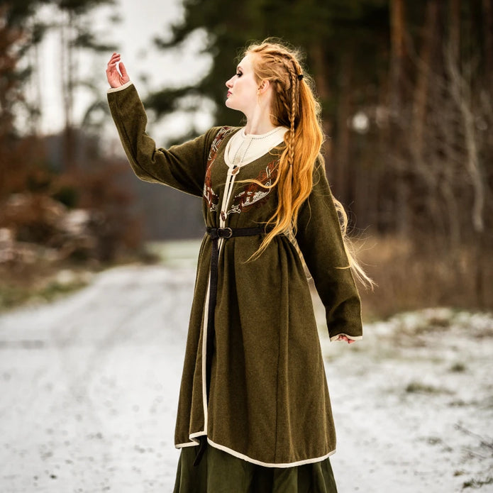 Historiallinen viitta tai takki